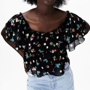 Zara | Black Floral & Berry Print Ruffle Crop Top | Size Small